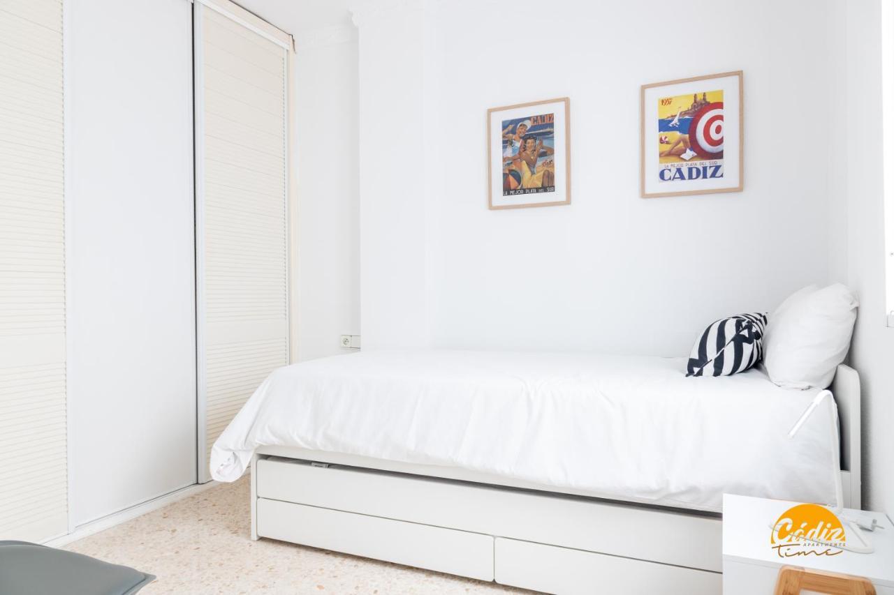 Casa Genoves By Cadiz Time Apartment Luaran gambar